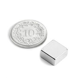 Q-10-10-05-N Block magnet 10 x 10 x 5 mm, holds approx. 2.8 kg, neodymium, N42, nickel-plated