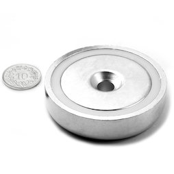 Topfmagnet mit Senkbohrung