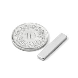 Q-20-04-02-N, Blokmagneet 20 x 4 x 2 mm, neodymium, N45, vernikkeld