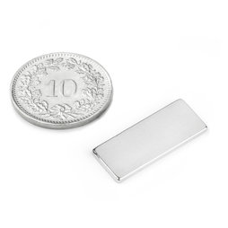 Q-22-8.5-1.4-SHN, Bloque magnético 22 x 8.5 x 1.4 mm, neodimio, 35SH, niquelado