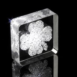 LIV-39, Lucky Diamond, koelkastmagneet klavertje-vier, met Swarovski-kristallen